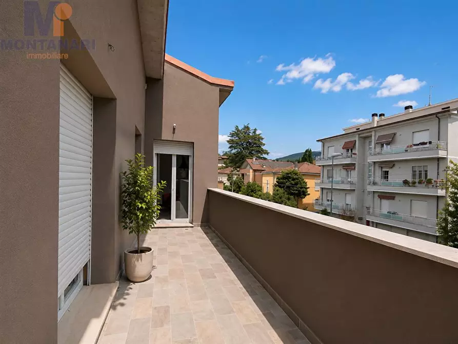 Immagine 6 di Villa in vendita  in via Monte Adamello a Foligno