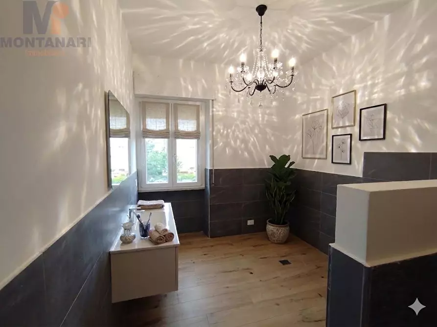Immagine 7 di Villa in vendita  in via Monte Adamello a Foligno