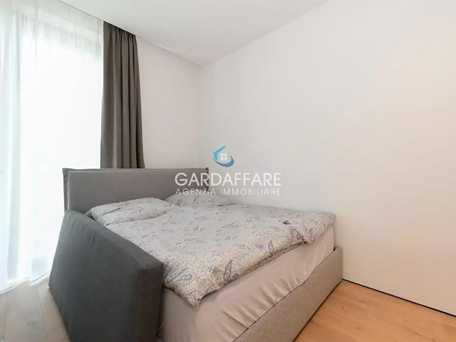 Immagine 6 di Appartamento in vendita  in Località Vecchi a Peschiera Del Garda