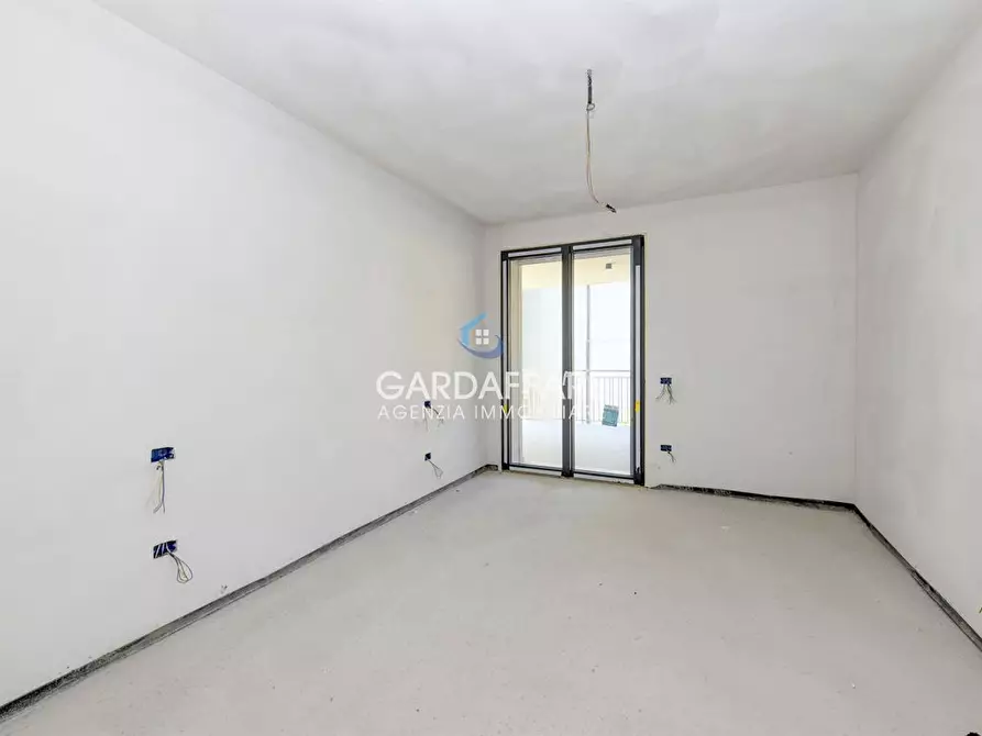 Immagine 2 di Attico in vendita  in Via G. Rambotti a Desenzano Del Garda