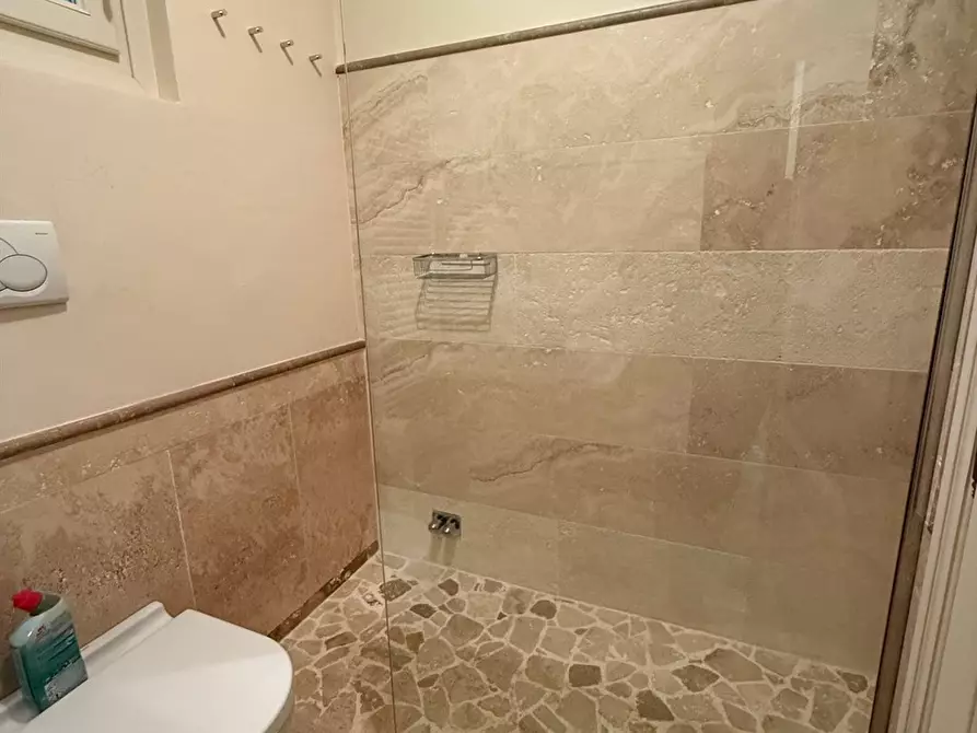 Immagine 2 di Appartamento in affitto  a Pozzolengo