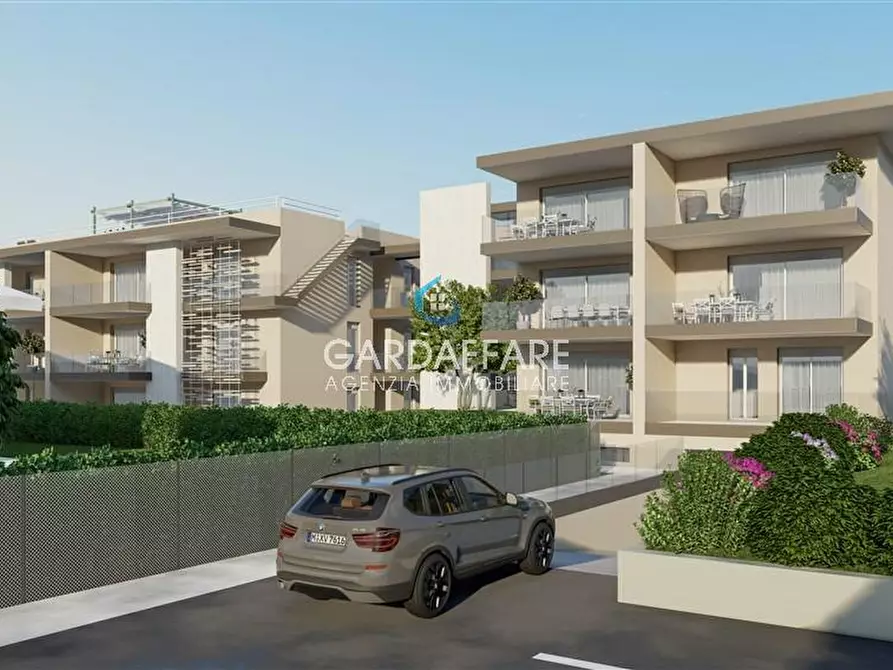 Immagine 5 di Attico in vendita  in VIA SAN ZENO a Desenzano Del Garda