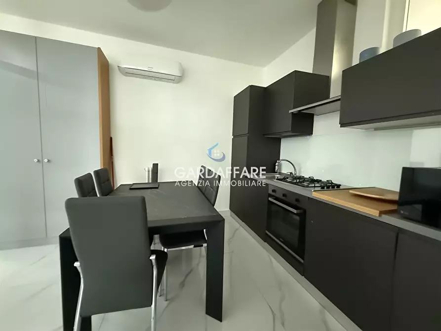 Immagine 1 di Ufficio in affitto  in Via Colombare a Sirmione