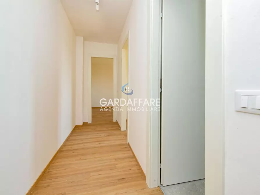 Immagine 9 di Appartamento in affitto  a Sirmione