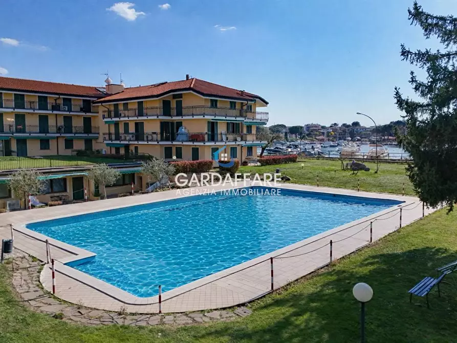 Immagine 7 di Appartamento in affitto  a Sirmione