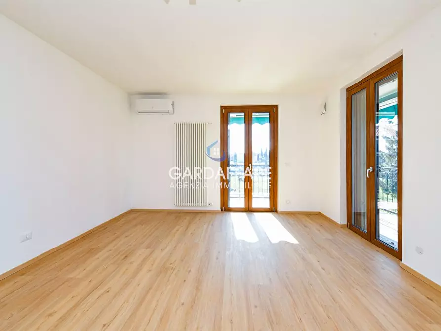 Immagine 1 di Appartamento in affitto  a Sirmione