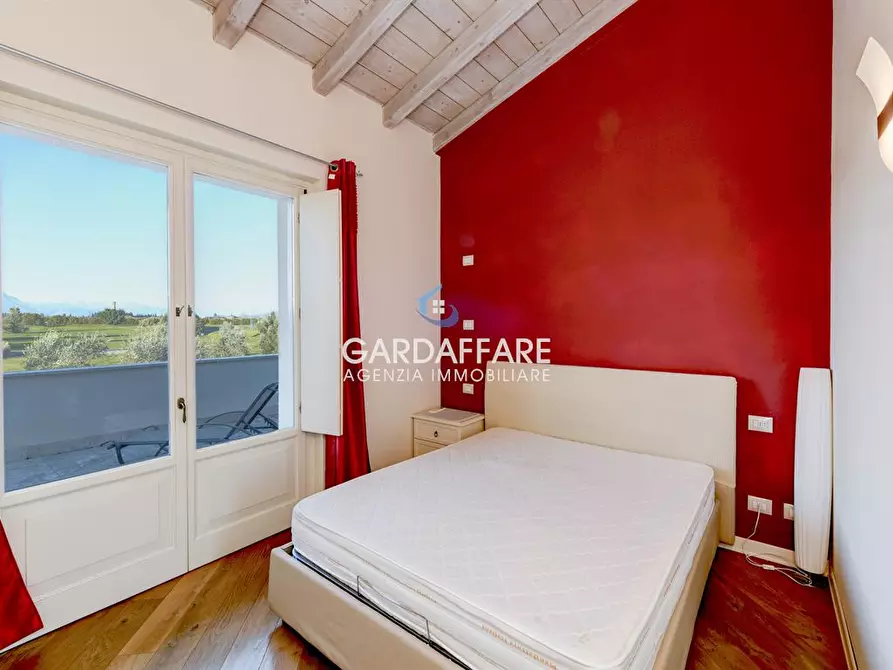 Immagine 3 di Attico in vendita  in Località San Vigilio a Pozzolengo