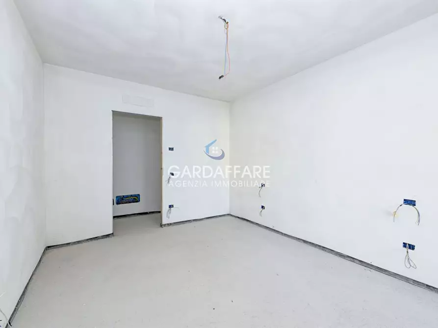 Immagine 2 di Attico in vendita  in Via G. Rambotti a Desenzano Del Garda