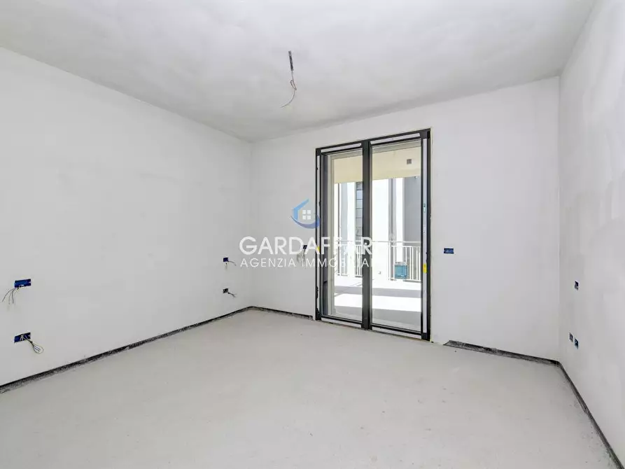 Immagine 3 di Attico in vendita  in Via G. Rambotti a Desenzano Del Garda