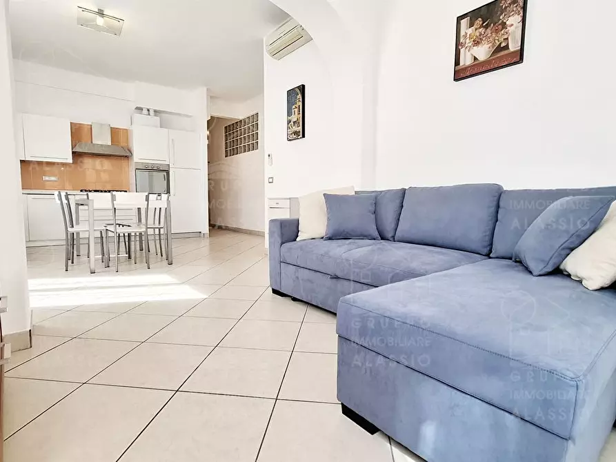 Immagine 2 di Appartamento in affitto  a Alassio