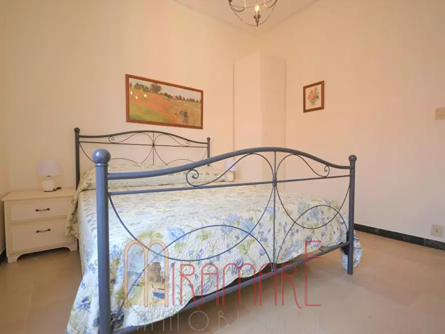 Immagine 1 di Appartamento in affitto  in Piazza Andrea Doria a Alassio