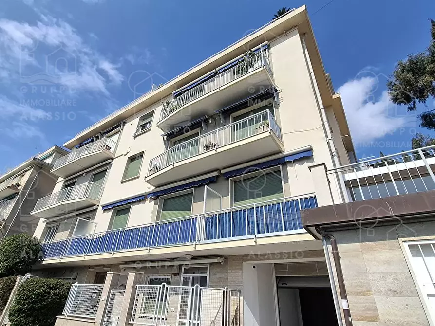 Immagine 6 di Appartamento in affitto  in Via Battaglino a Alassio