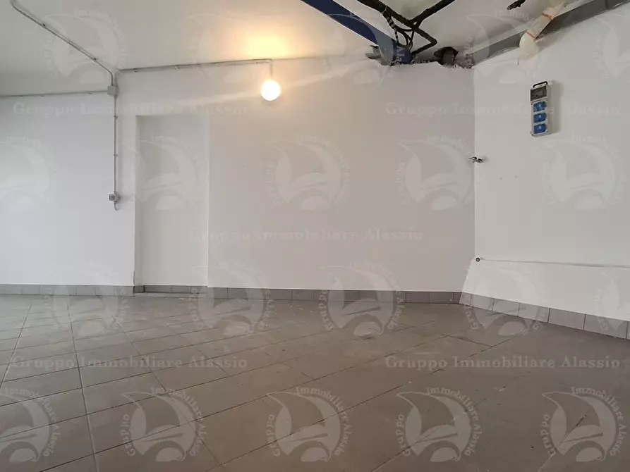 Immagine 5 di Appartamento in vendita  in Via Battaglino a Alassio