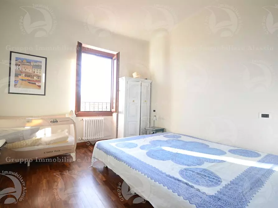 Immagine 1 di Appartamento in vendita  in Via Leon Pancaldo a Alassio
