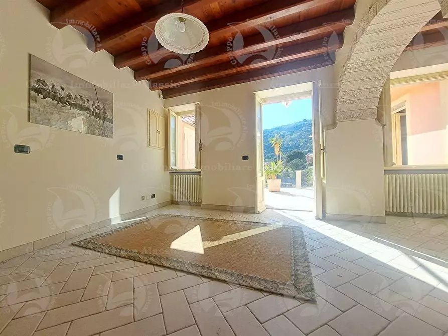 Immagine 2 di Appartamento in vendita  a Alassio