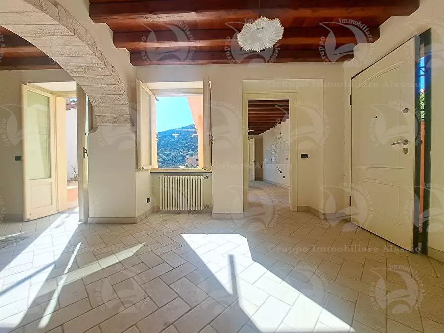 Immagine 3 di Appartamento in vendita  a Alassio