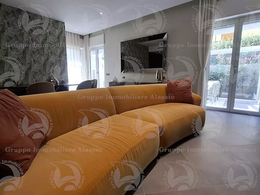 Immagine 1 di Appartamento in vendita  in Viale Sant'Erasmo a Alassio