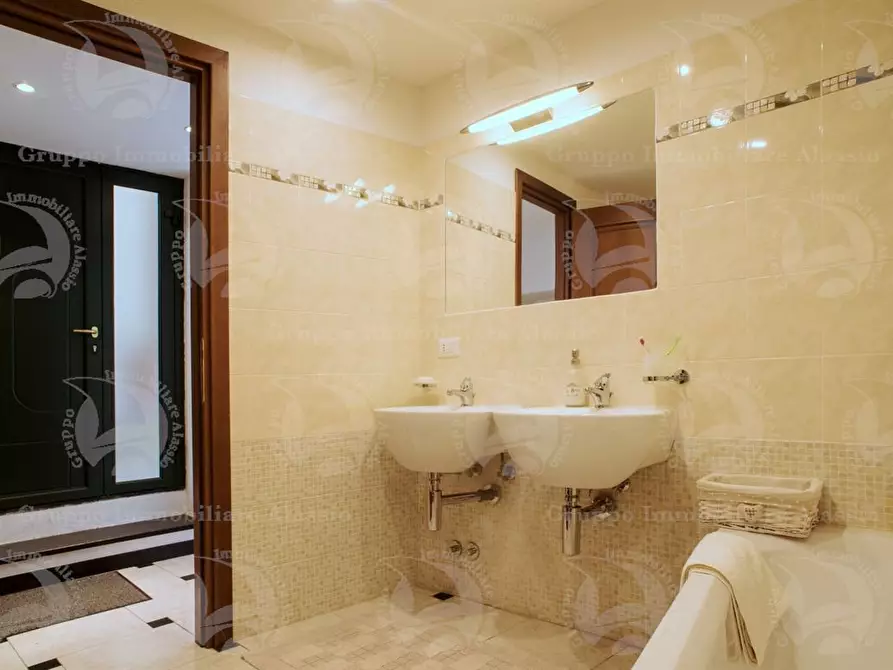 Immagine 9 di Appartamento in vendita  in via morteo ollandini a Alassio