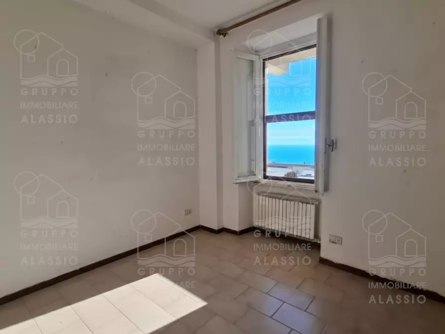 Immagine 6 di Appartamento in vendita  in Via Vincenzo Pelle a Alassio