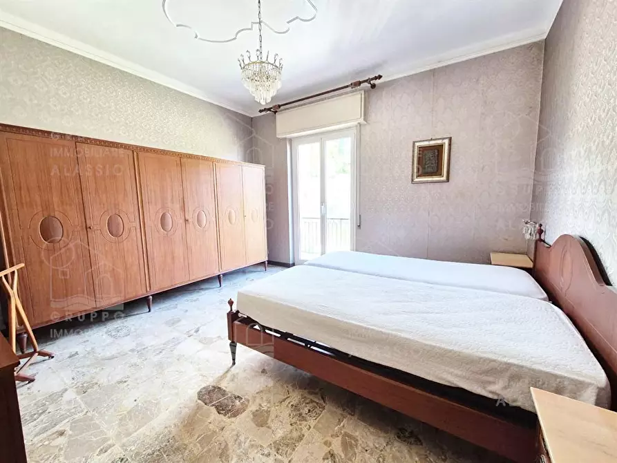 Immagine 1 di Attico in vendita  a Alassio