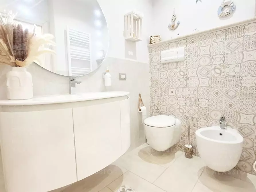 Immagine 9 di Appartamento in vendita  in Corso Europa a Alassio