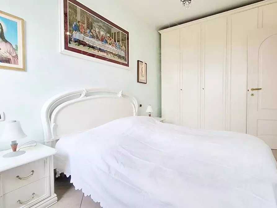 Immagine 5 di Appartamento in vendita  in Via Torino a Albenga