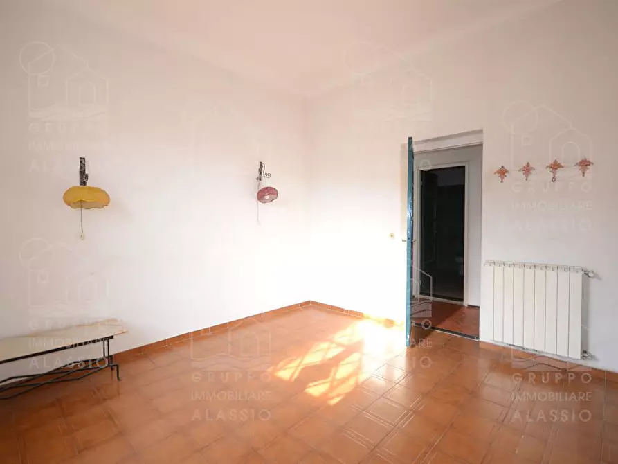 Immagine 7 di Villa in vendita  in Regione San Rocco a Alassio