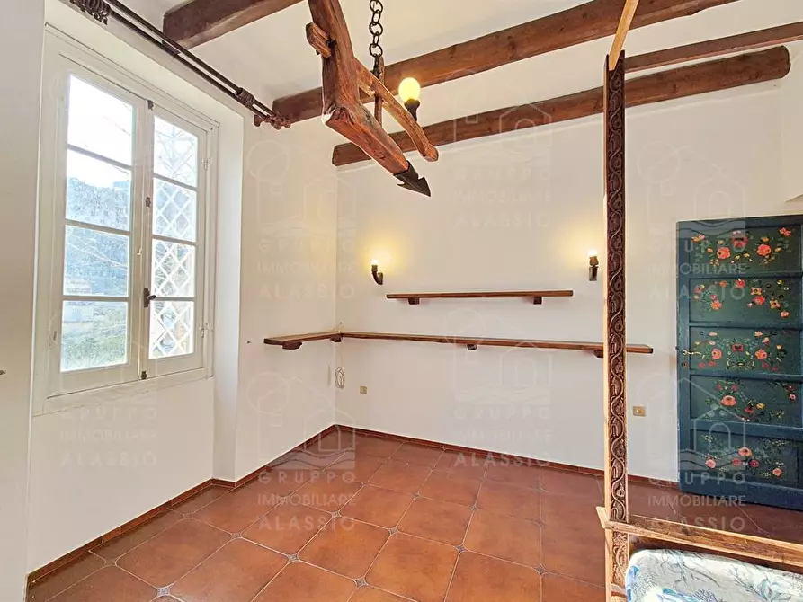 Immagine 4 di Villa in vendita  in Regione San Rocco a Alassio
