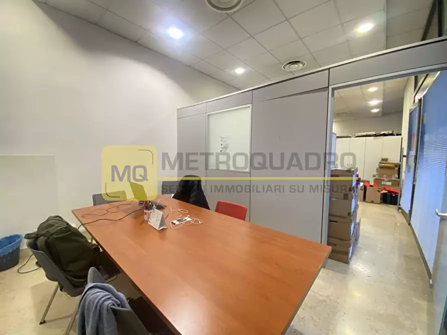 Immagine 4 di Negozio in vendita  in corso giacomo matteotti 9 a Lecco