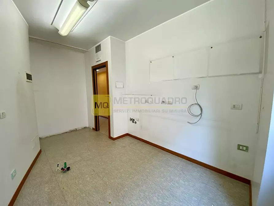 Immagine 1 di Appartamento in vendita  in Corso Giacomo Matteotti 33 a Lecco