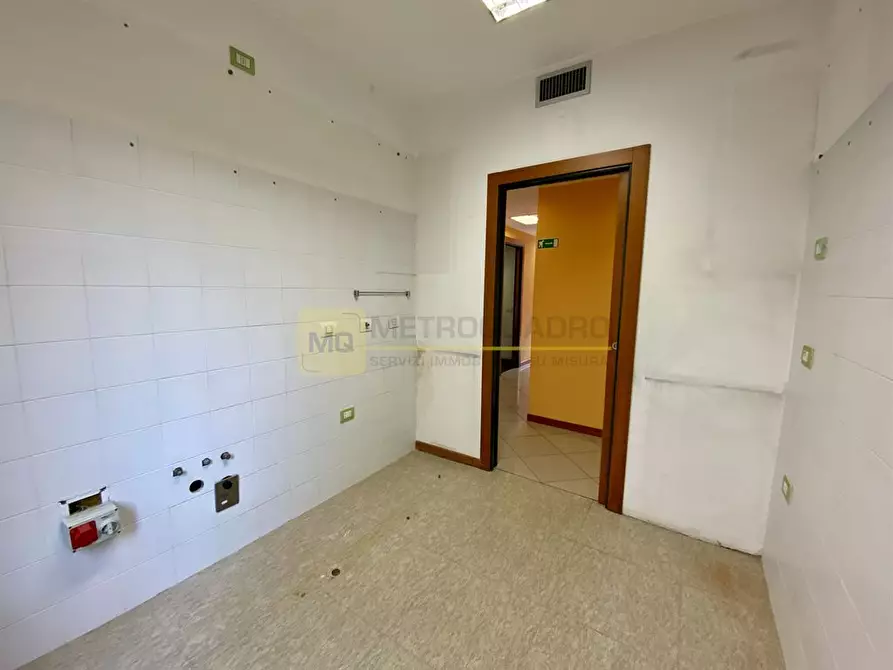 Immagine 4 di Appartamento in vendita  in Corso Giacomo Matteotti 33 a Lecco