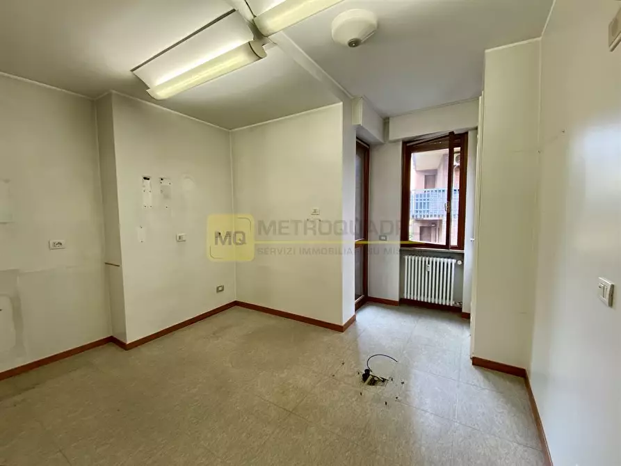 Immagine 8 di Ufficio in vendita  in Corso Giacomo Matteotti 33 a Lecco