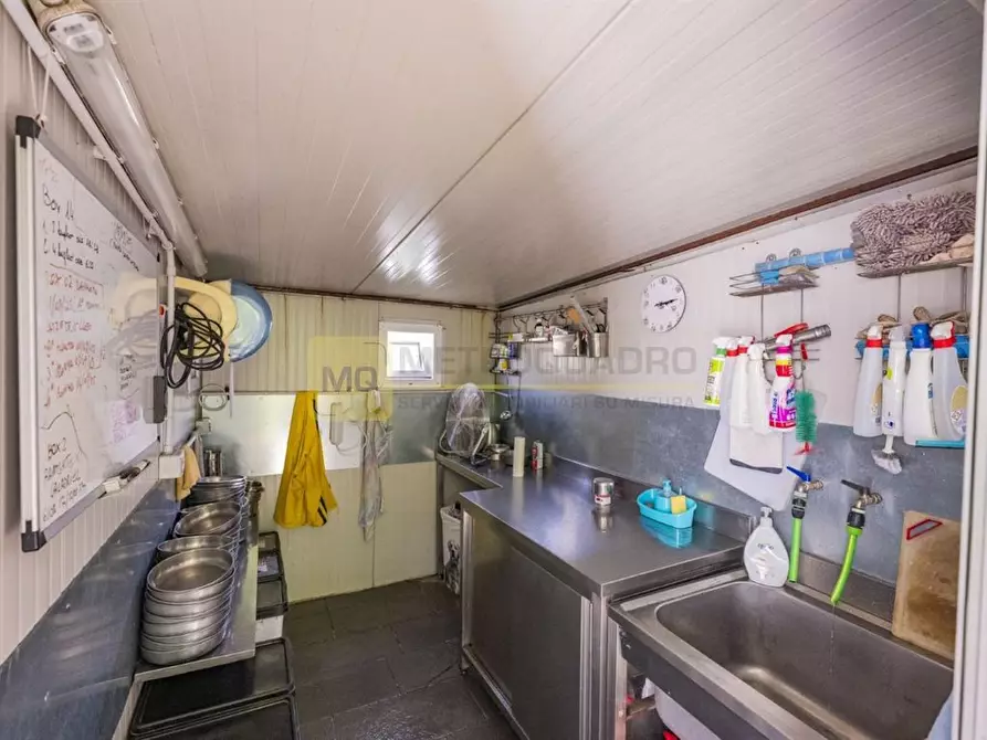 Immagine 8 di Azienda agricola in vendita  in via zocchi a Samolaco