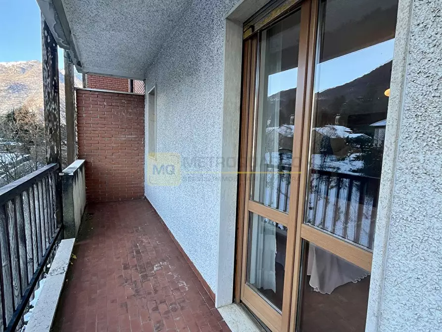 Immagine 2 di Appartamento in vendita  in via dante alighieri a Cremeno