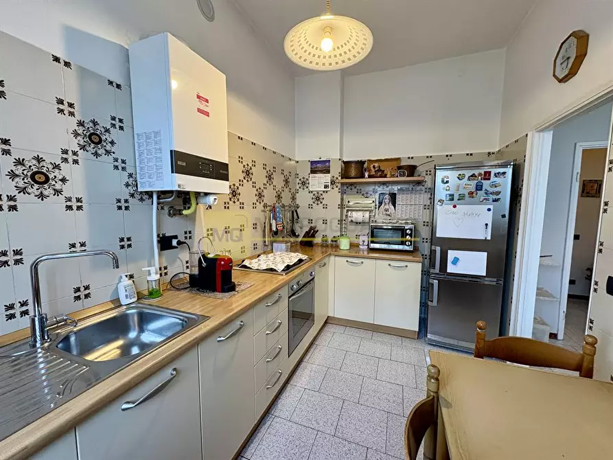 Immagine 5 di Appartamento in vendita  in Via Don Serafino Morazzone a Lecco