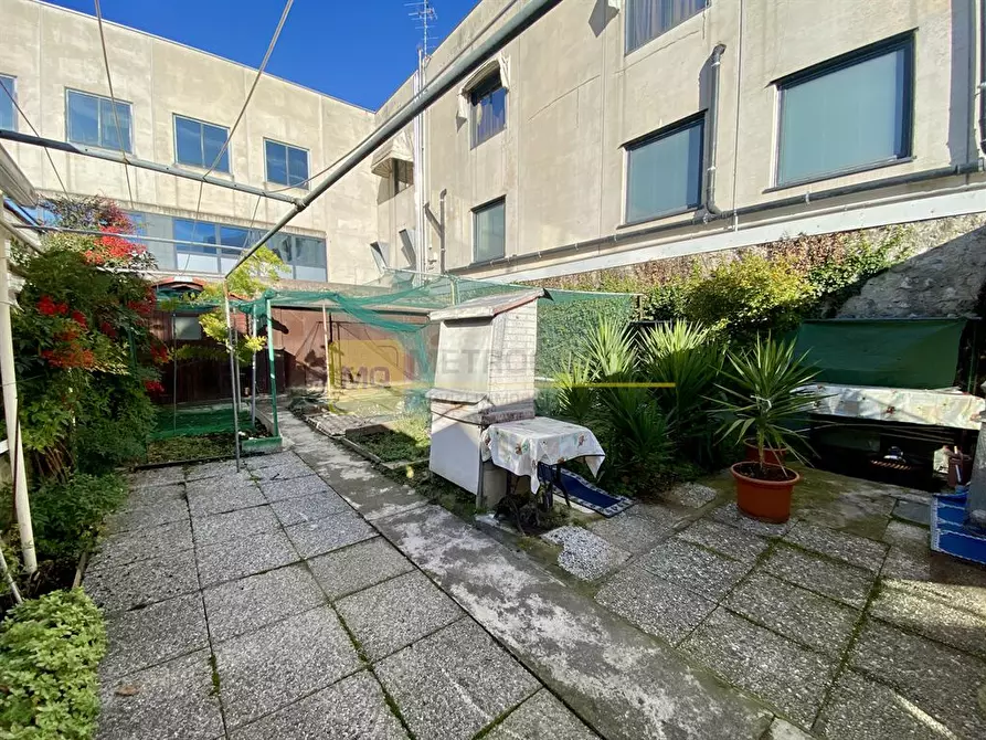 Immagine 9 di Appartamento in vendita  in corso promessi sposi a Lecco