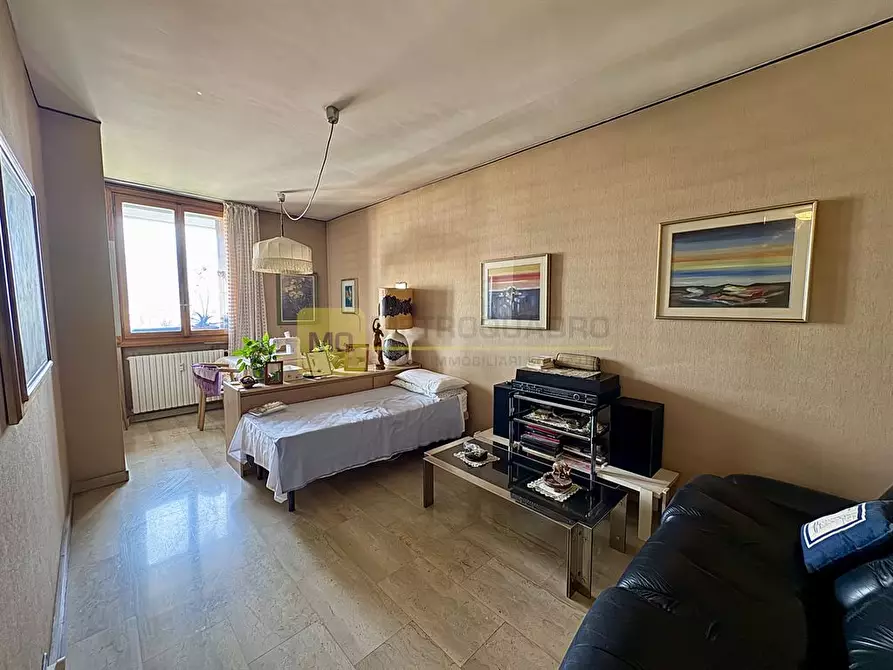 Immagine 5 di Appartamento in vendita  in Via Belvedere 35 a Lecco