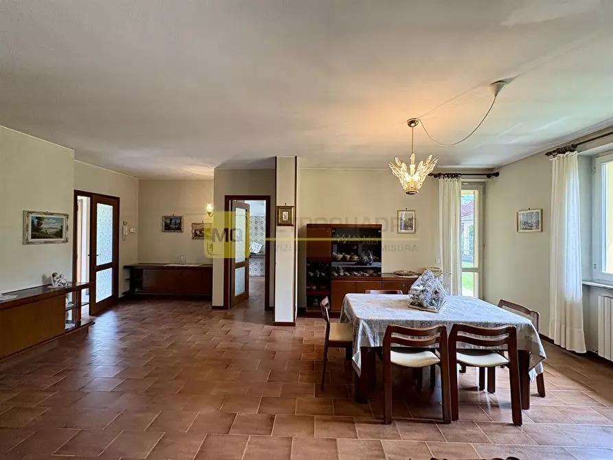 Immagine 2 di Villa in vendita  in Via Lecco a Galbiate