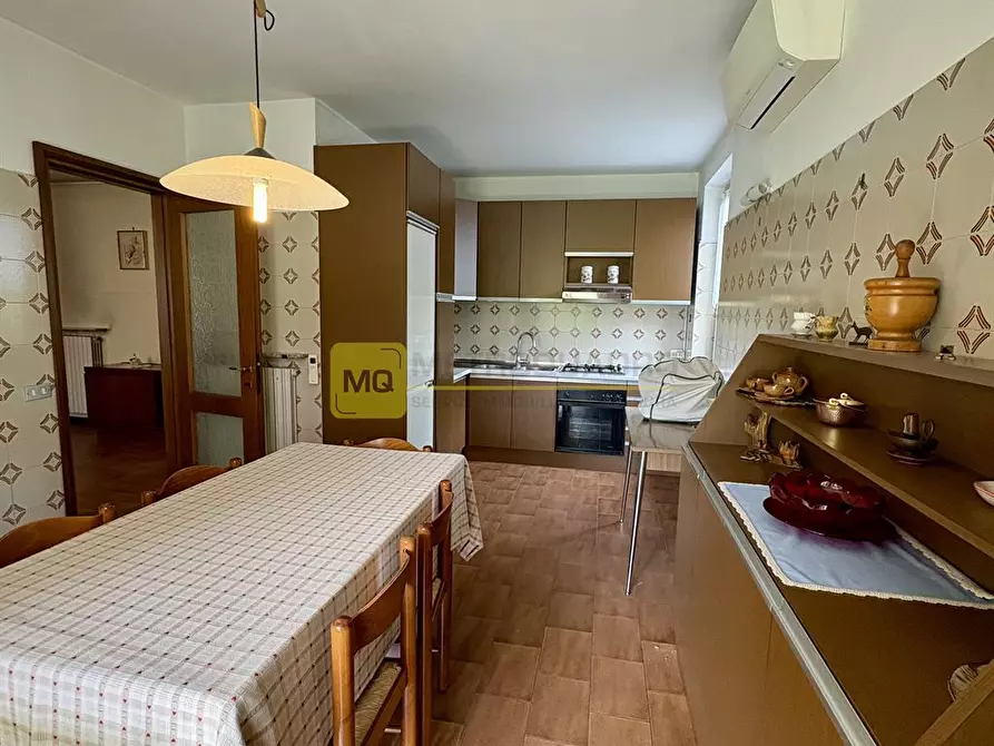 Immagine 6 di Villa in vendita  in Via Lecco a Galbiate