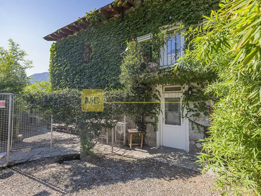 Immagine 5 di Villa in vendita  in via zocchi a Samolaco