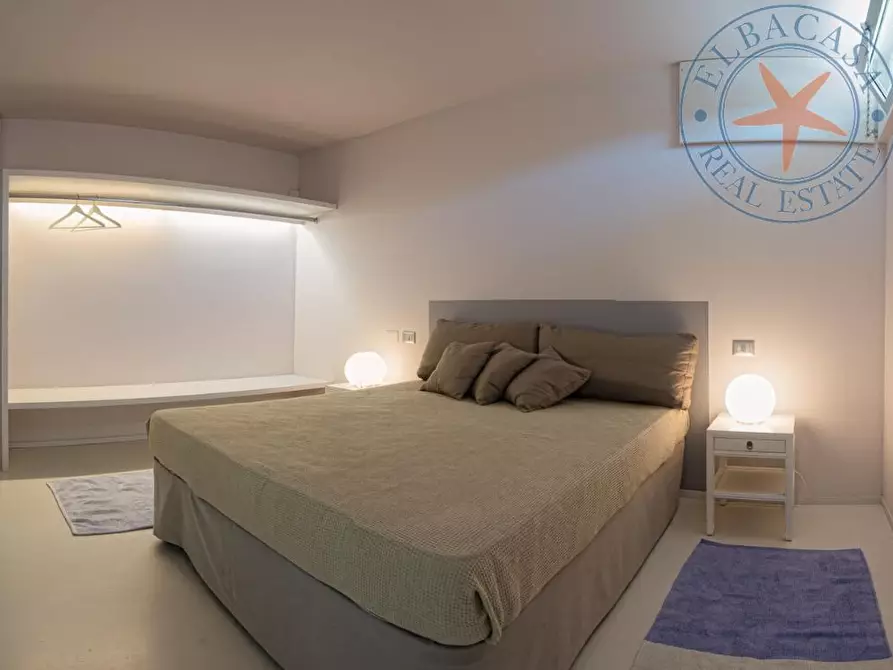 Immagine 1 di Villa in vendita  a Porto Azzurro