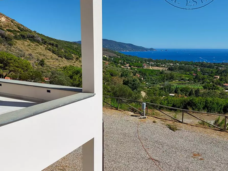 Immagine 4 di Villa in vendita  a Capoliveri
