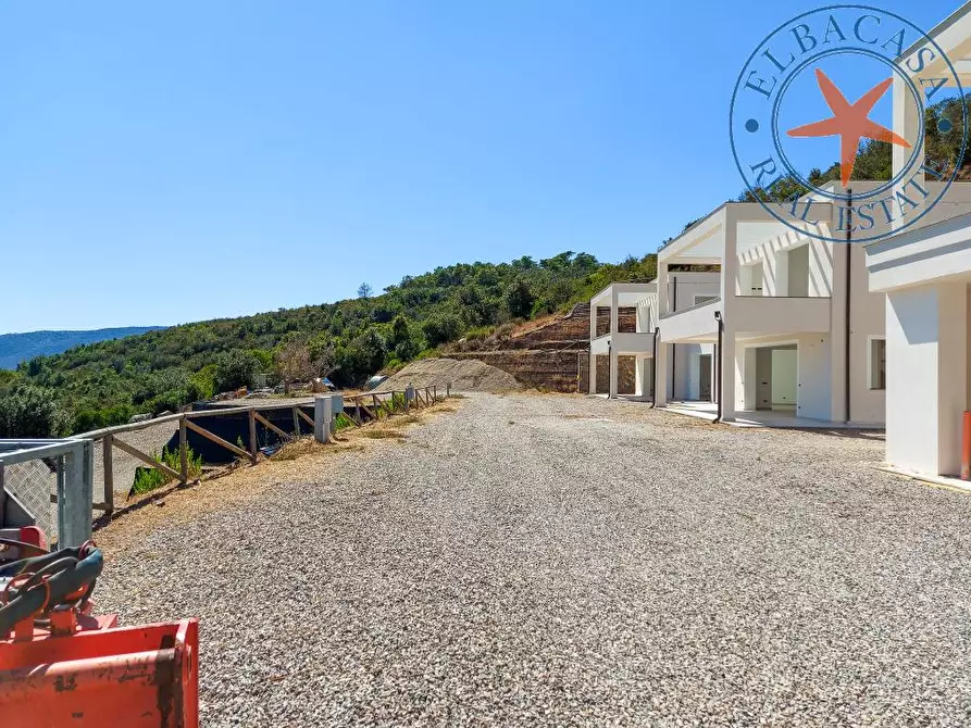 Immagine 7 di Villa in vendita  in via fichi snc a Capoliveri