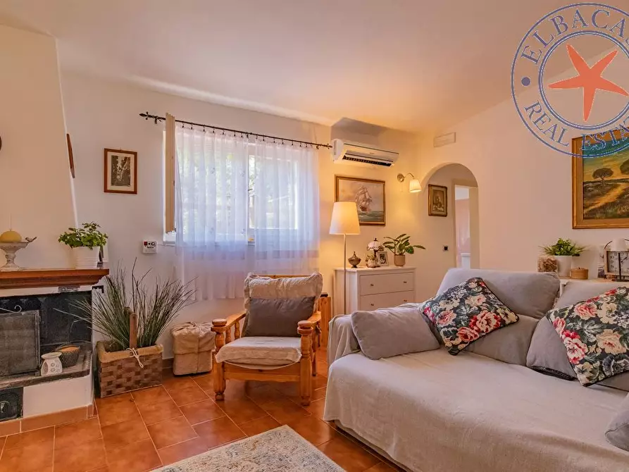 Immagine 6 di Casa bifamiliare in vendita  a Portoferraio