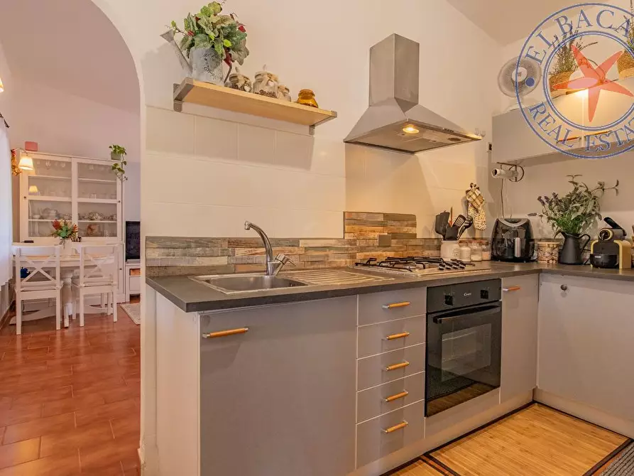 Immagine 7 di Casa bifamiliare in vendita  a Portoferraio