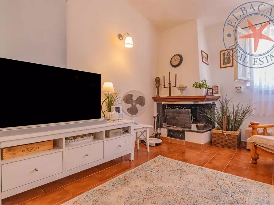 Immagine 5 di Casa bifamiliare in vendita  a Portoferraio