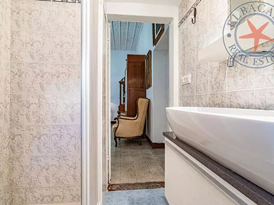 Immagine 5 di Appartamento in vendita  a Portoferraio