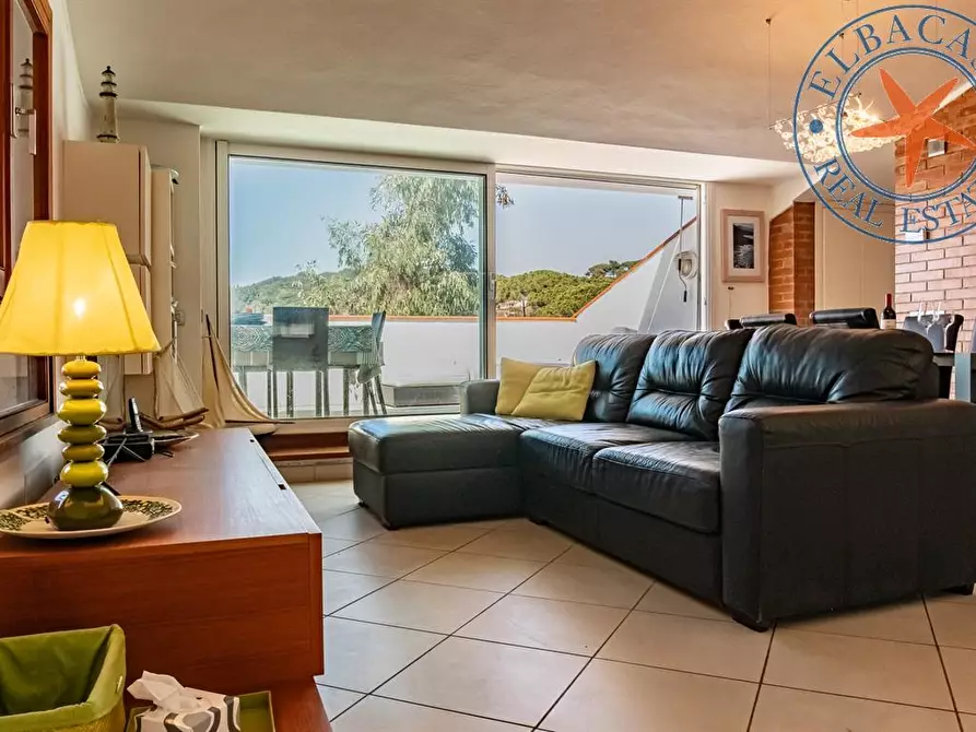 Immagine 4 di Villa in vendita  a Portoferraio