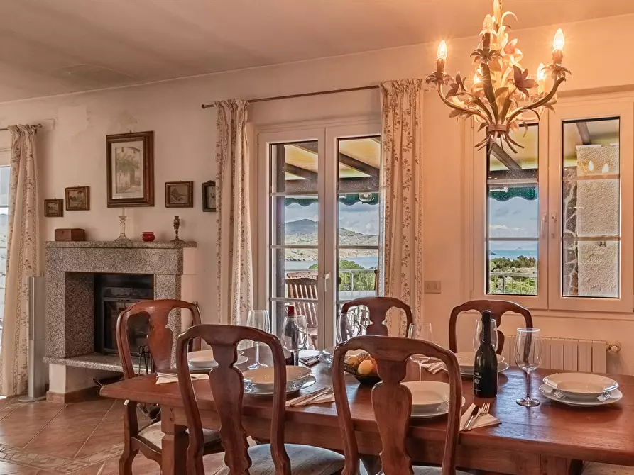 Immagine 5 di Villa in vendita  in localita capo perla 32 a Capoliveri