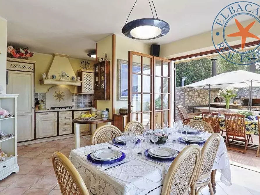 Immagine 7 di Villa in vendita  in morcone a Capoliveri